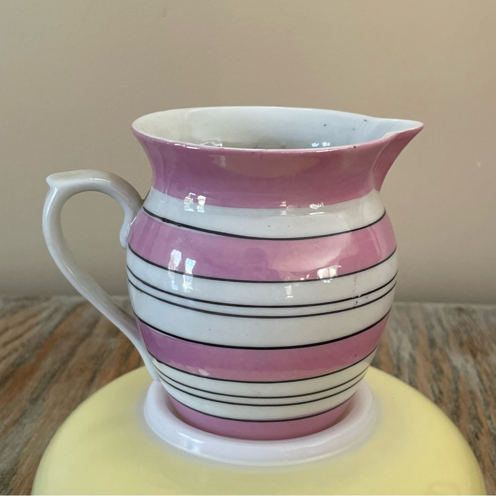 Vintage Pink Stripe Lusterware Czechoslovakian Creamer❤️